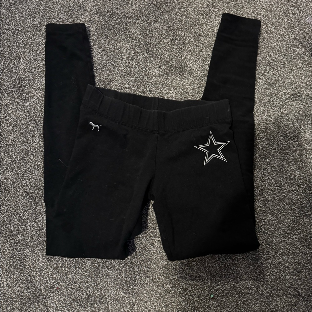 Dallas Cowboys, Victoria’s Secret leggings